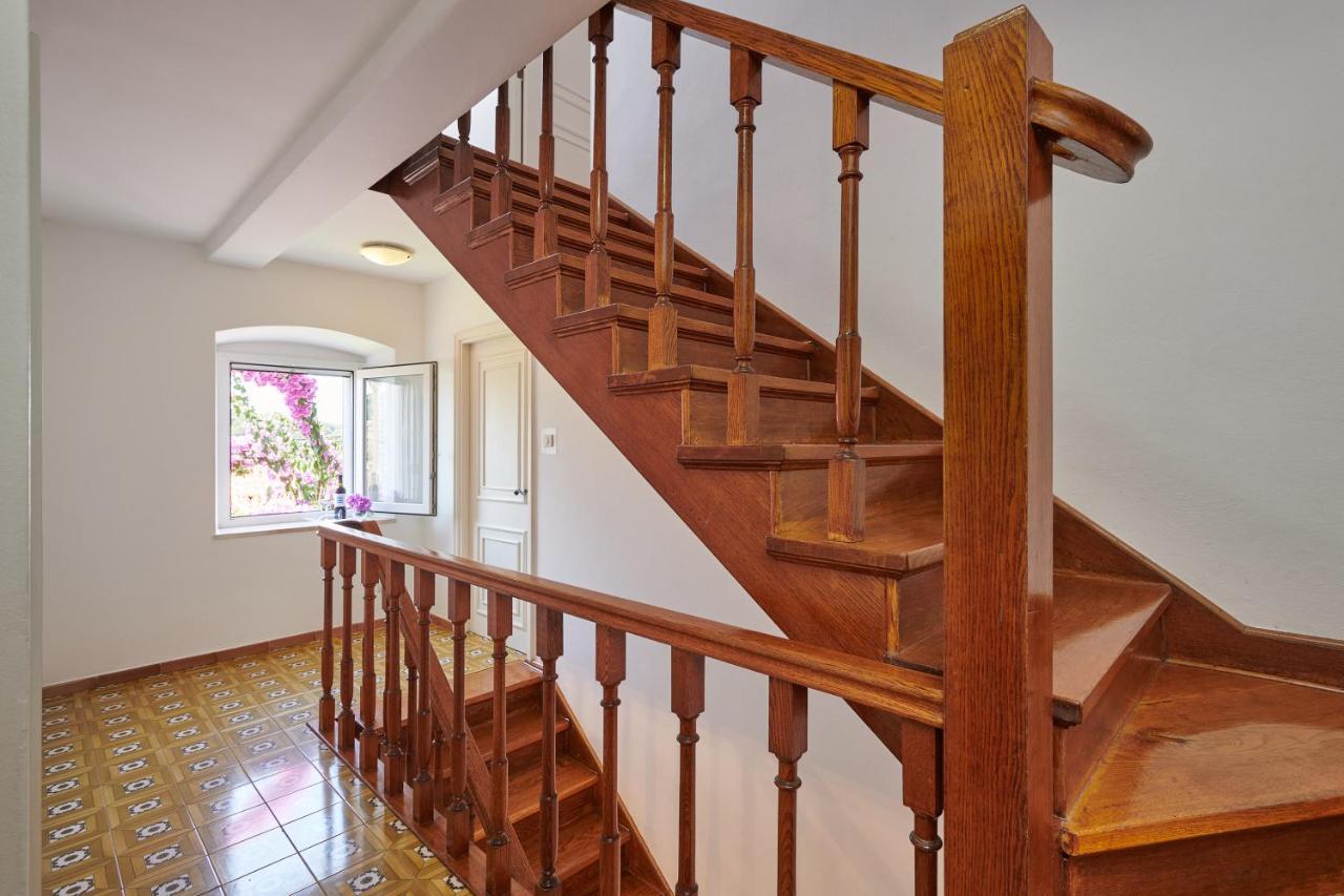 קאבטאט Villa Magnolia מראה חיצוני תמונה